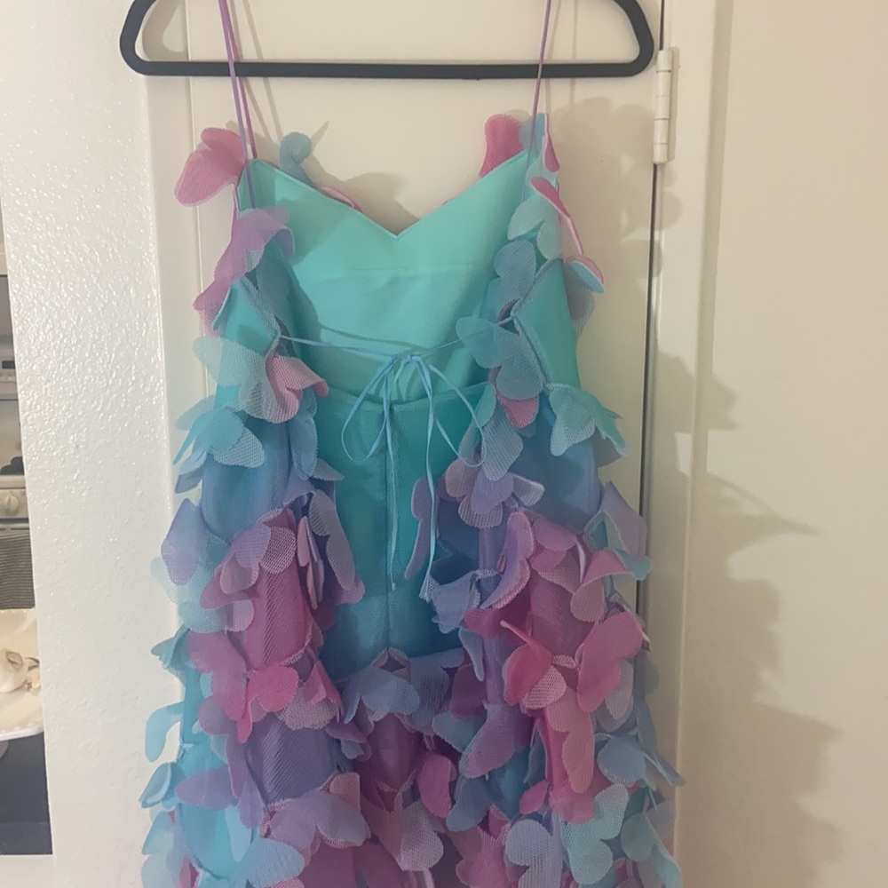 Paskal Butterfly Appliqué Mesh Assymmetrical Dress - Picture 5 of 10